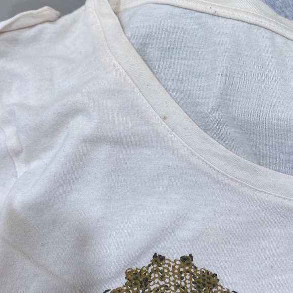 T SHIRT - Picture 8 of 9